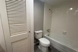 624 S Ripple Creek Dr, Houston, TX 77057 - Photo 19