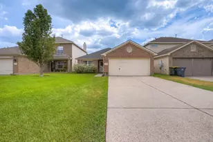 5049 Willow Point Dr, Conroe, TX 77303 - Photo 3