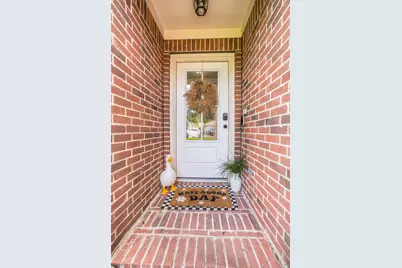 5049 Willow Point Drive, Conroe, TX 77303 - Photo 5