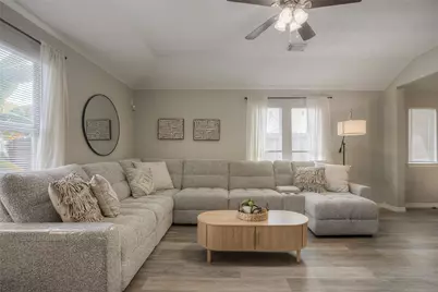 5049 Willow Point Drive, Conroe, TX 77303 - Photo 11