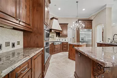 15611 Oyster Cove Drive, Sugar Land, TX 77478 - Photo 11