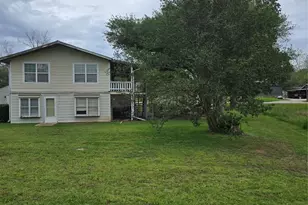 212 Water Ridge Dr, Livingston, TX 77351 - Photo 1