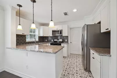 1301 Pearson Street, Houston, TX 77023 - Photo 5
