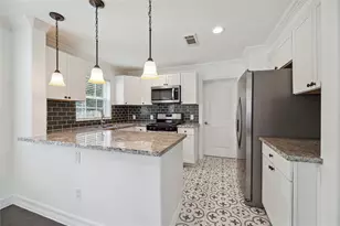 1301 Pearson St, Houston, TX 77023 - Photo 5