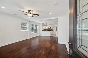 1301 Pearson St, Houston, TX 77023 - Photo 1