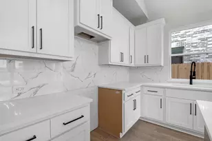 4651 Hydra Ln, Richmond, TX 77469 - Photo 7