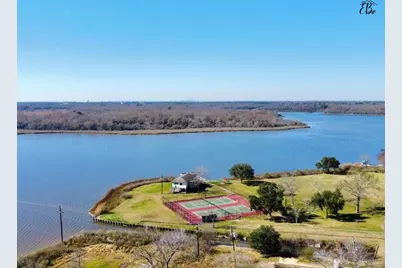 1223 Goldendale Drive, Seabrook, TX 77586 - Photo 5
