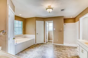 19311 Cypress Bay Dr, Katy, TX 77449 - Photo 13