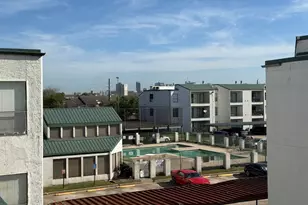 2816 S Bartell Dr, Houston, TX 77054 - Photo 31