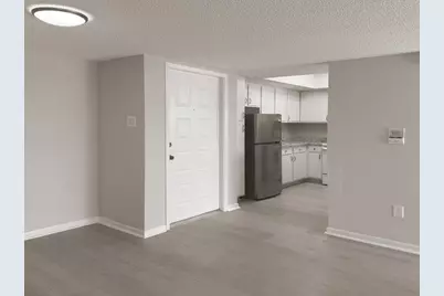 2816 S Bartell Drive #34, Houston, TX 77054 - Photo 9