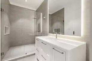 46 W Broad Oaks Dr, Houston, TX 77056 - Photo 37