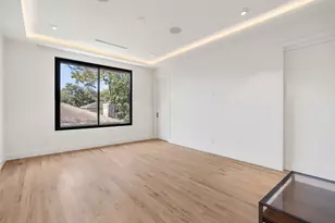 46 W Broad Oaks Dr, Houston, TX 77056 - Photo 41