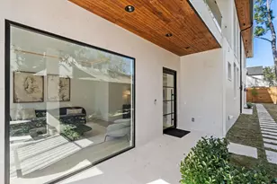 46 W Broad Oaks Dr, Houston, TX 77056 - Photo 5