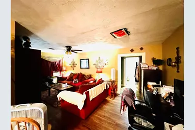 1217 4th Avenue S, Texas City, TX 77590 - Photo 5