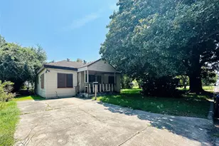 1217 4th Ave S, Texas City, TX 77590 - Photo 9