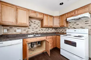 12306 Taylors Crossing Dr, Tomball, TX 77375 - Photo 7