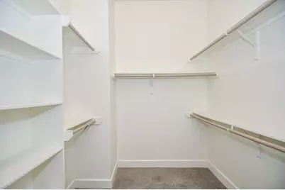 135 Knightsbridge Park Lane, Houston, TX 77018 - Photo 15