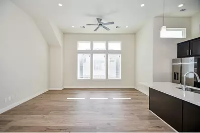135 Knightsbridge Park Lane, Houston, TX 77018 - Photo 9