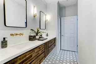 2111 Welch St, Houston, TX 77019 - Photo 11