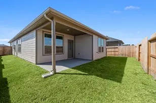 327 Bismuth Dr, Crosby, TX 77532 - Photo 17