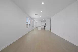 327 Bismuth Dr, Crosby, TX 77532 - Photo 7