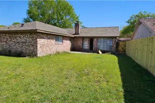 16319 Green Shade Dr, Houston, TX 77090 - Photo 13