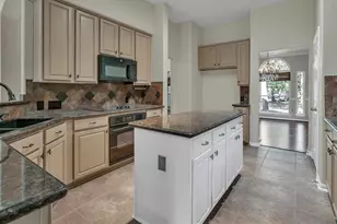 30 S Rambling Ridge Pl, Conroe, TX 77385 - Photo 3