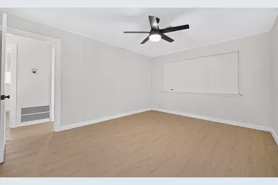 6131 Birdwood Road, Houston, TX 77074 - Photo 15