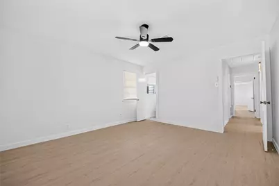 6131 Birdwood Road, Houston, TX 77074 - Photo 17