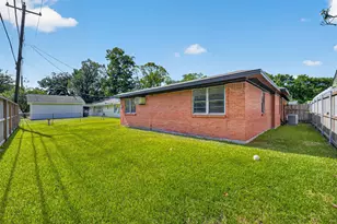 6131 Birdwood Rd, Houston, TX 77074 - Photo 21