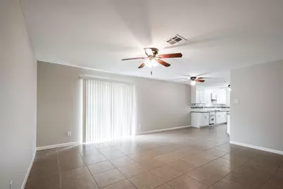 122 Honeysuckle Drive, Baytown, TX 77520 - Photo 11