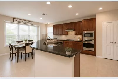 1110 Ancrum Hill Lane, Sugar Land, TX 77479 - Photo 7
