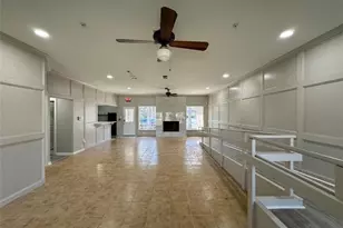 200 Broken Bough Ln, Conroe, TX 77304 - Photo 3