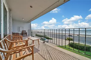 7600 Seawall Blvd, Galveston, TX 77551 - Photo 3