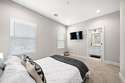 2116 Bello Amanecer Lane, Houston, TX 77055 - Photo 23