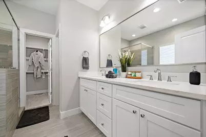 2116 Bello Amanecer Lane, Houston, TX 77055 - Photo 19