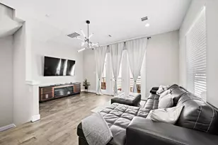 2116 Bello Amanecer Ln, Houston, TX 77055 - Photo 7