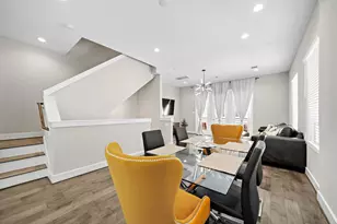 2116 Bello Amanecer Ln, Houston, TX 77055 - Photo 9