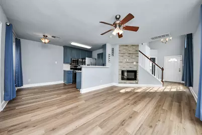 1010 Garden Walk Drive, La Porte, TX 77571 - Photo 15