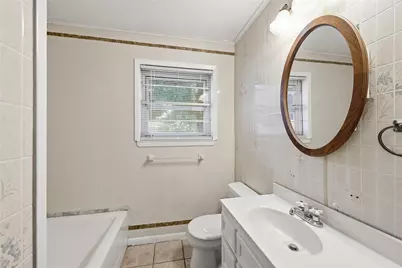 412 S 4th 1/2 Street, Nederland, TX 77627 - Photo 13
