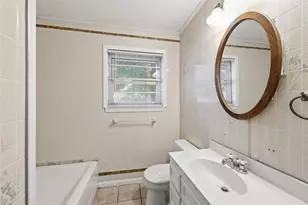 412 S 4th 1/2 St, Nederland, TX 77627 - Photo 13