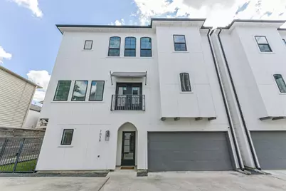 1039 W 24th Street, Houston, TX 77008 - Photo 1