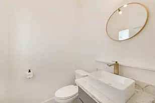 1039 W 24th St, Houston, TX 77008 - Photo 11