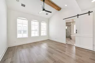 1039 W 24th St, Houston, TX 77008 - Photo 5