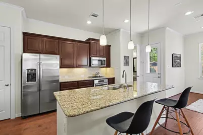 10022 Spring Shadows Park Circle, Houston, TX 77080 - Photo 7