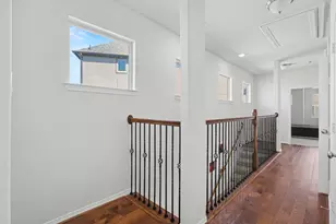 10022 Spring Shadows Park Cir, Houston, TX 77080 - Photo 19