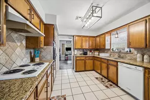 663 County Rd 4432, Dayton, TX 77535 - Photo 13
