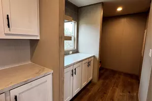 191 Holly Pond, Onalaska, TX 77360 - Photo 7