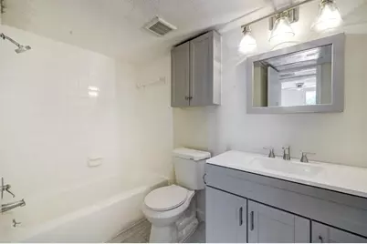 4645 Wild Indigo Street #373, Houston, TX 77027 - Photo 9