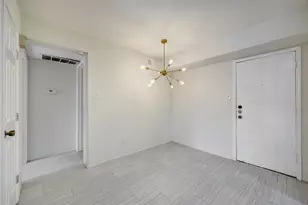 4645 Wild Indigo St, Houston, TX 77027 - Photo 13